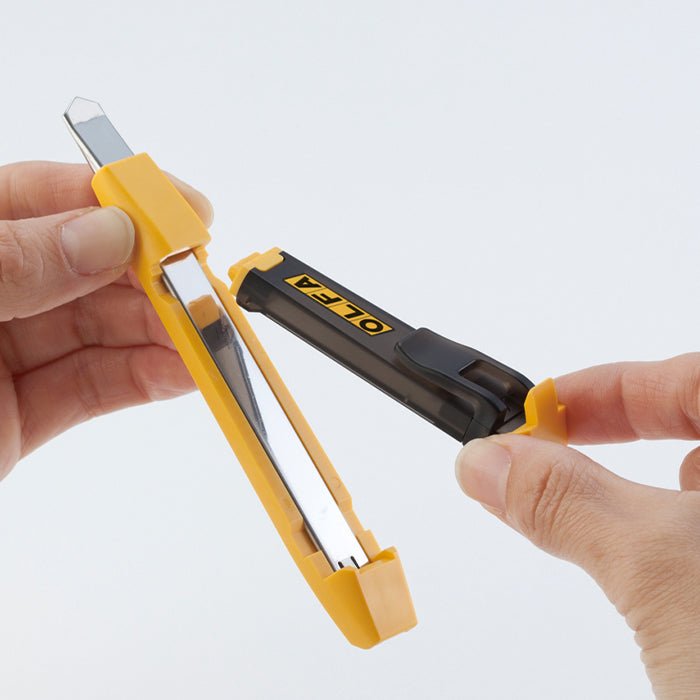 Standard Cutter with 9mm Blade Holder - "OLFA DA-1"