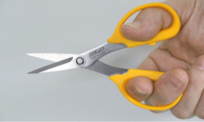 Tesoura para artesanato com ponta afiada - "OLFA SCS-4"